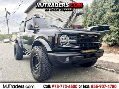 2023 Ford Bronco Base 2-Door