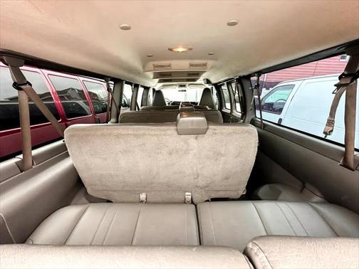 2017 Chevrolet Express 3500 LS