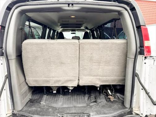 2017 Chevrolet Express 3500 LS