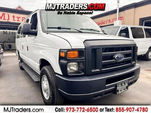 2012 Ford E350 Super Duty XLT
