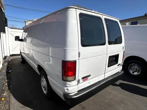 2006 Ford E150 Base
