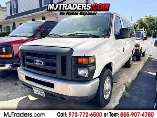 2012 Ford E350 Super Duty XLT
