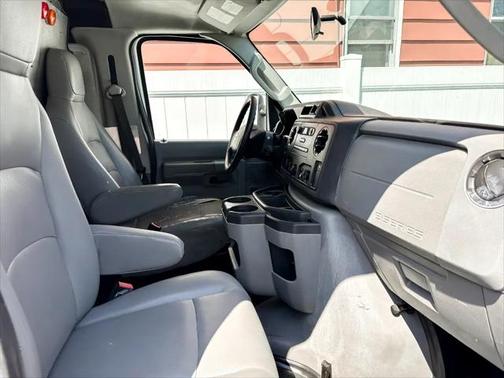 2014 Ford E250 Cargo