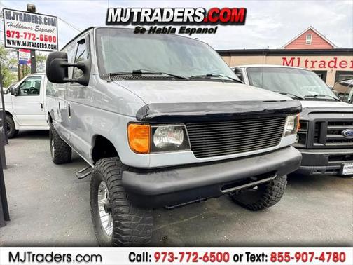 2005 Ford E350 Super Duty Base