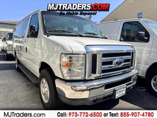 2013 Ford E350 Super Duty XLT