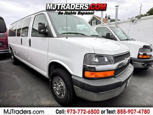 2007 Chevrolet Express 3500 LS Extended Wagon