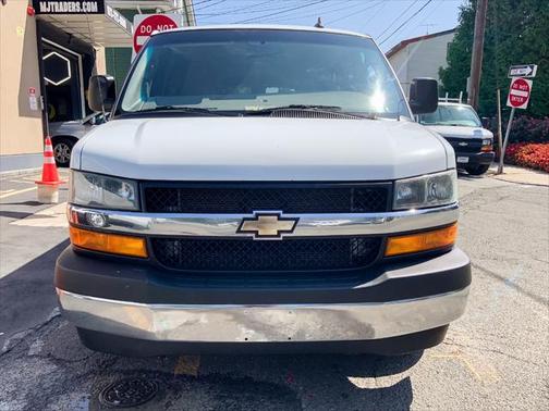 2018 Chevrolet Express 3500 LT