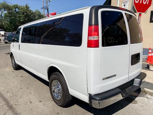 2018 Chevrolet Express 3500 LT