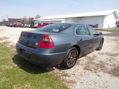2002 Chrysler 300M Base