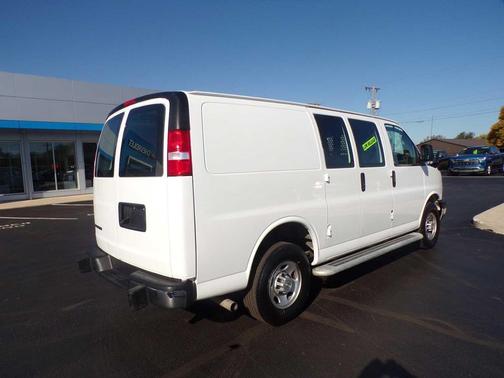 2024 Chevrolet Express 2500 RWD 2500 Regular Wheelbase WT