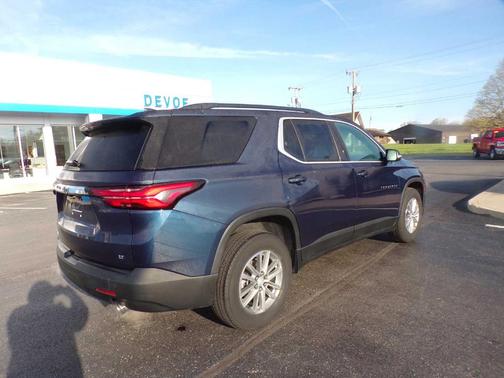 2022 Chevrolet Traverse LT Cloth