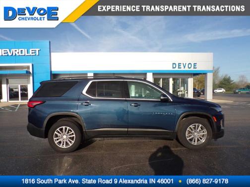 2022 Chevrolet Traverse LT Cloth