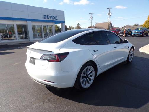 2022 Tesla Model 3 Long Range