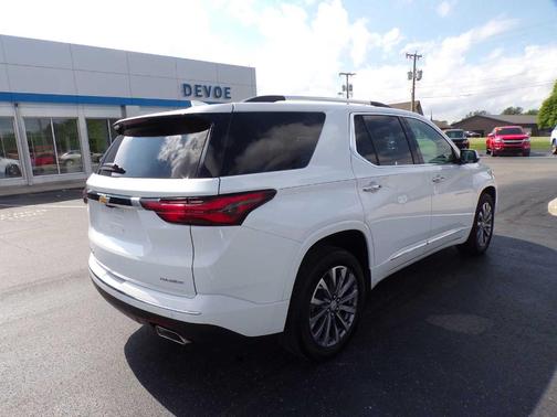 2023 Chevrolet Traverse Premier