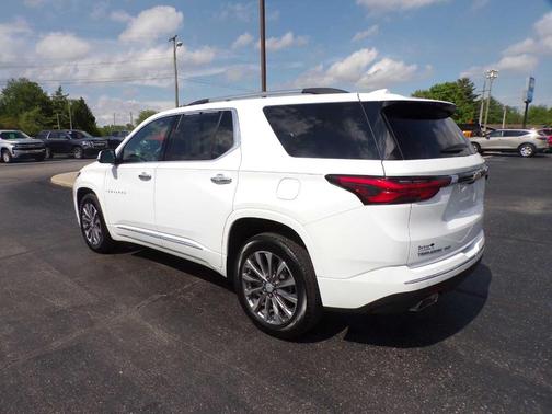 2023 Chevrolet Traverse Premier