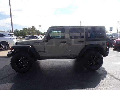 Gobi Clearcoat 2017 Jeep Wrangler Unlimited Sport