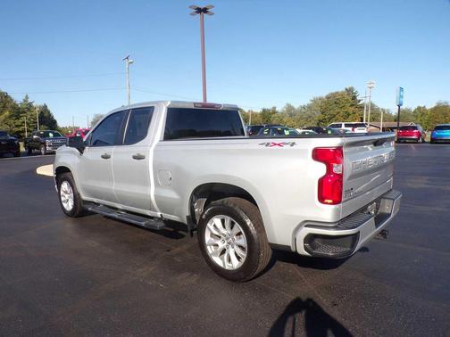 2020 Chevrolet Silverado 1500 Custom