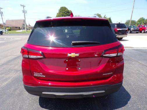 2024 Chevrolet Equinox Premier