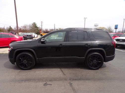 2022 GMC Acadia SLE