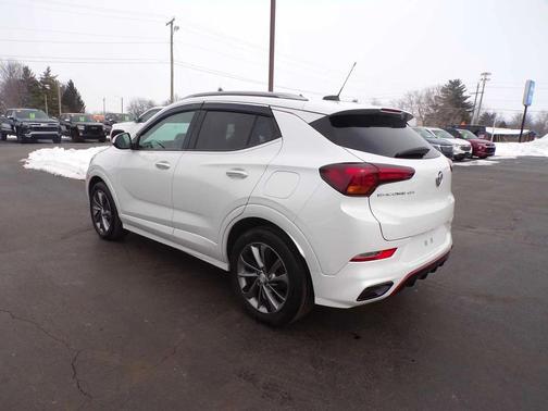 White Frost Tricoat 2020 Buick Encore GX Essence