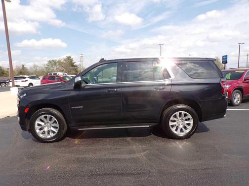 Dark Ash Metallic 2023 Chevrolet Tahoe Premier