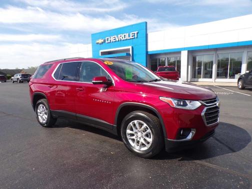 2020 Chevrolet Traverse LT Cloth