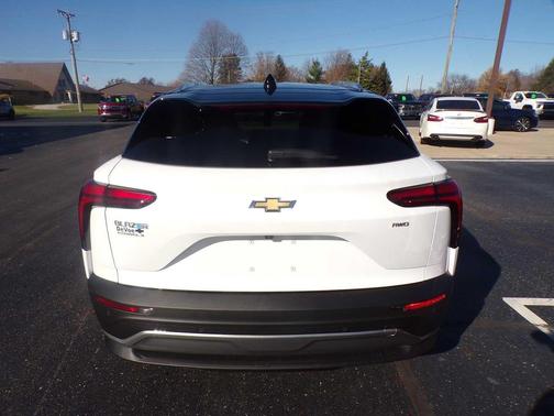 2025 Chevrolet Blazer EV AWD LT