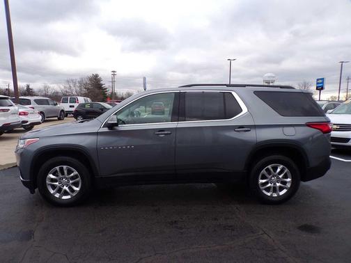 2021 Chevrolet Traverse LT Cloth