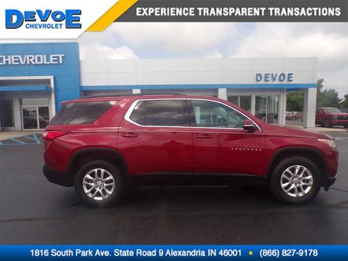 Red 2019 Chevrolet Traverse LT Cloth