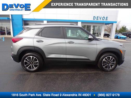 Sterling Gray Metallic 2024 Chevrolet Trailblazer LT