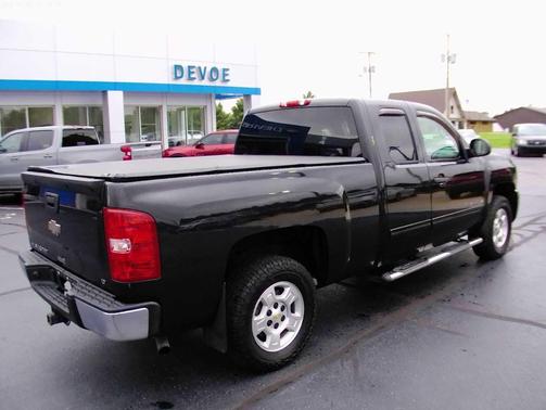 Black 2009 Chevrolet Silverado 1500 LT Extended Cab