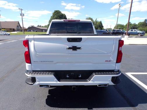 Summit White 2026 Chevrolet Silverado 1500 RST
