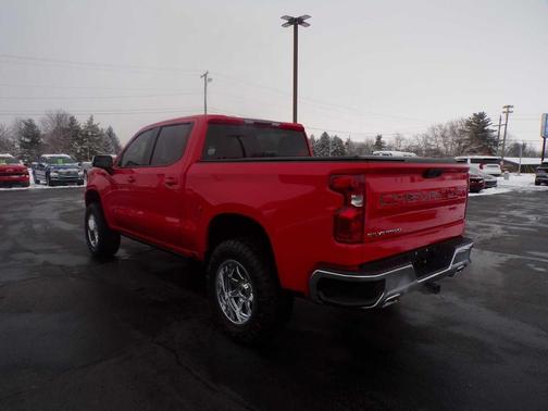 2025 Chevrolet Silverado 1500 LT