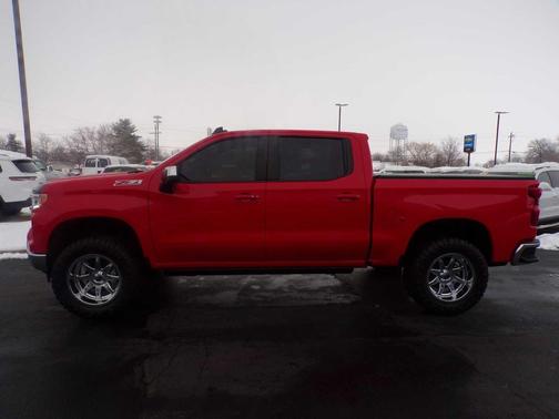 2025 Chevrolet Silverado 1500 LT