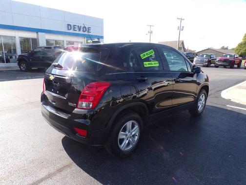 2022 Chevrolet Trax LS