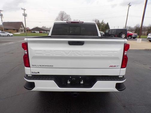 Summit White 2026 Chevrolet Silverado 1500 RST