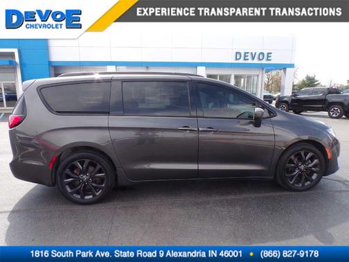 2020 Chrysler Pacifica Touring-L Plus
