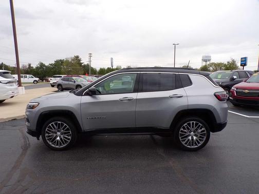 Billet Silver Metallic Clearcoat 2023 Jeep Compass Limited