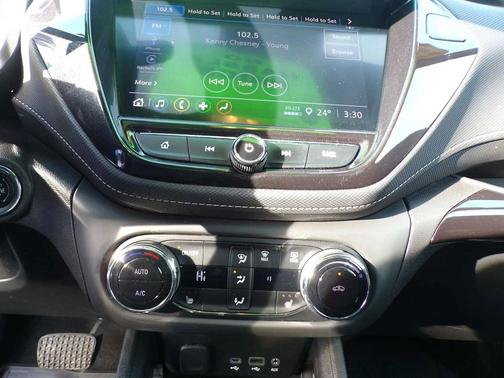 Mosaic Black Metallic 2023 Chevrolet Trailblazer ACTIV
