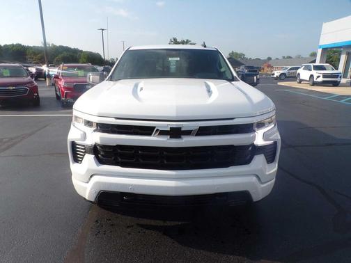 Summit White 2026 Chevrolet Silverado 1500 RST