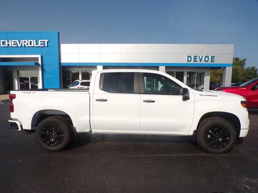 2024 Chevrolet Silverado 1500 Custom