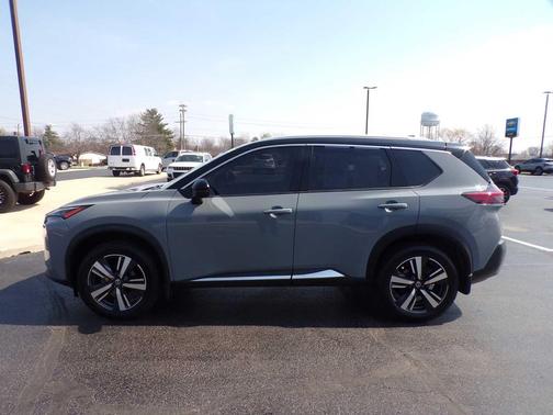 2021 Nissan Rogue SL