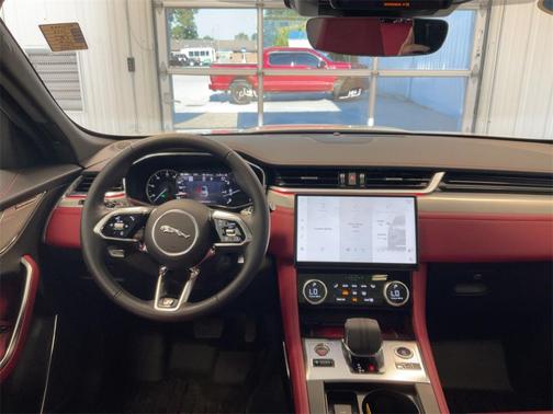 2023 Jaguar F-PACE R-Dynamic S