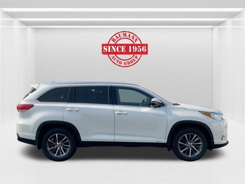 2019 Toyota Highlander Hybrid XLE