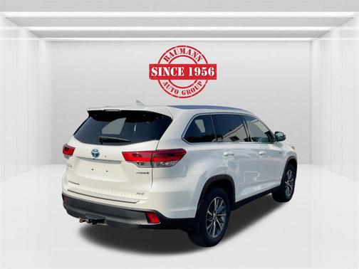2019 Toyota Highlander Hybrid XLE