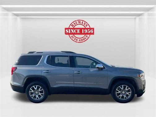 2021 GMC Acadia SLT