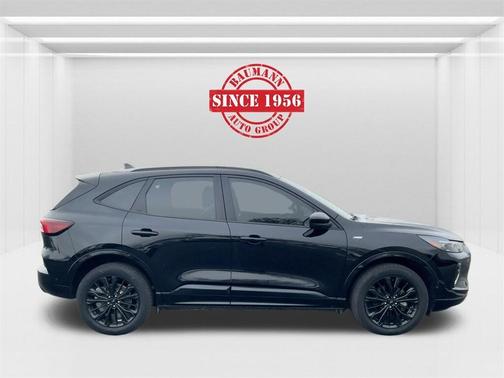 2023 Ford Escape ST-Line Elite