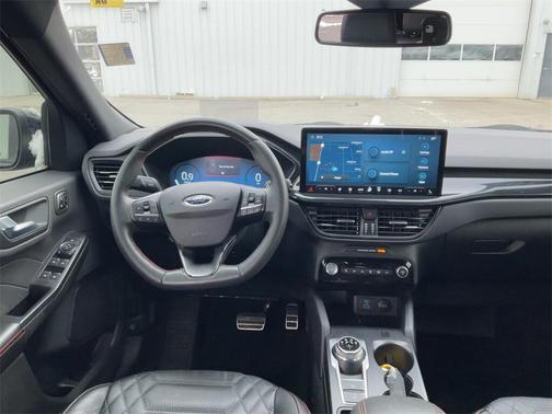 2023 Ford Escape ST-Line Elite