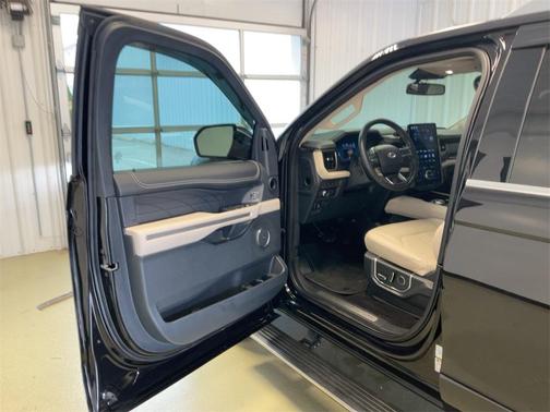 2022 Ford Expedition Platinum
