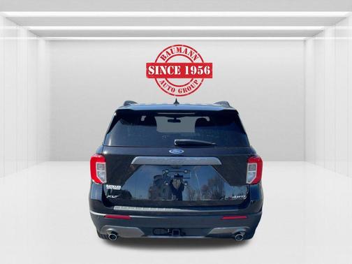 Agate Black Metallic 2023 Ford Explorer XLT